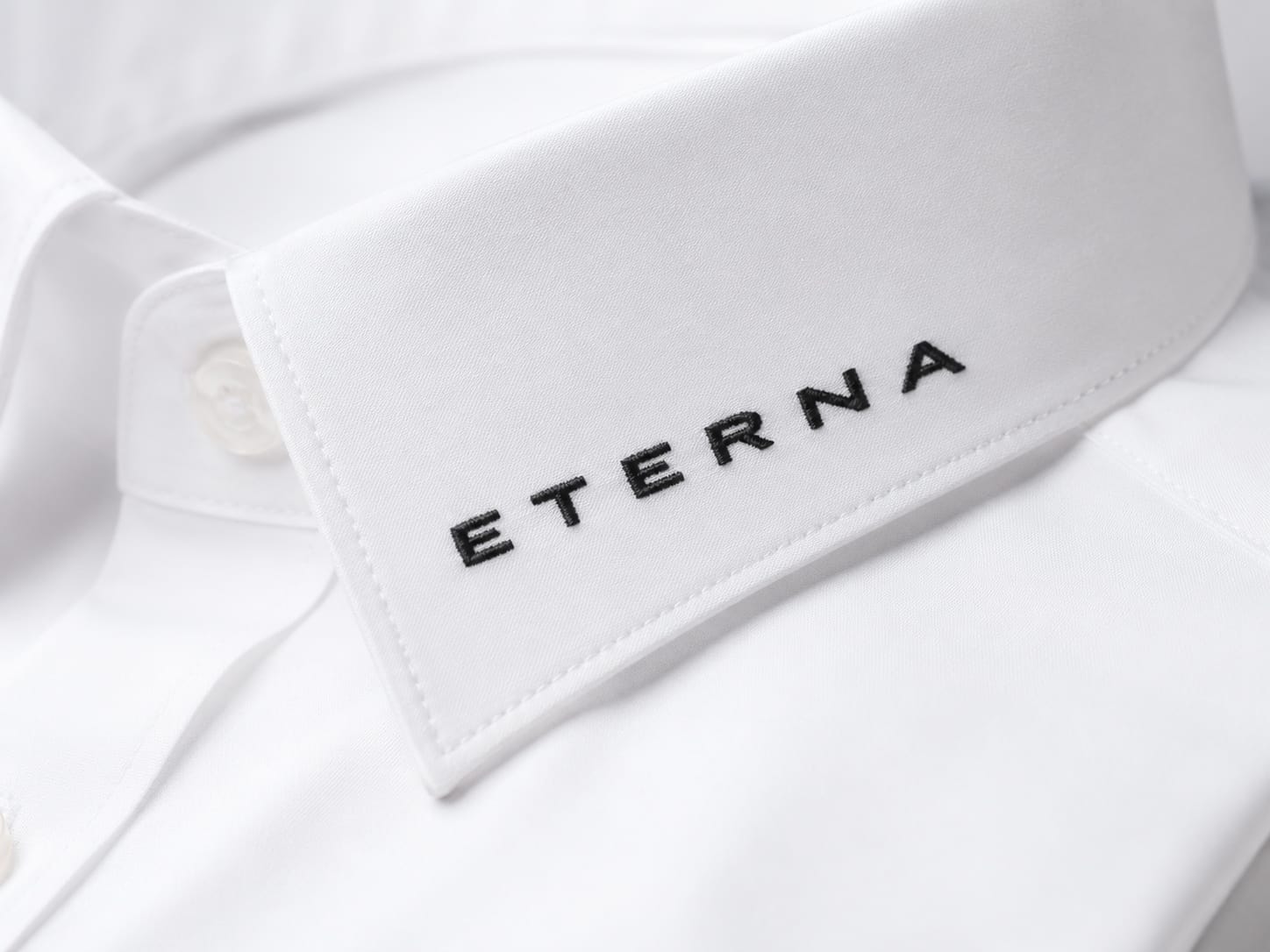 Eterna besticken Kragen
